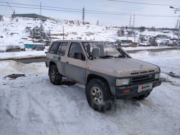 SUV   Nissan Terrano 1992 , 270000 , 