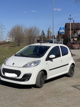 Хэтчбек Peugeot 107 2014 года, 550000 рублей, Пермь