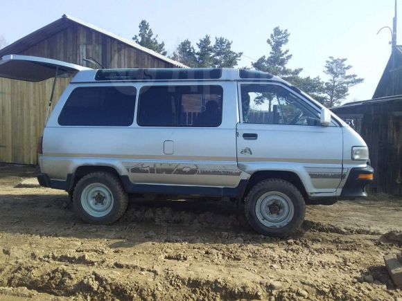    Toyota Lite Ace 1990 , 190000 , 