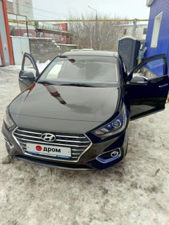 Седан Hyundai Solaris 2018 года, 1630000 рублей, Миасс