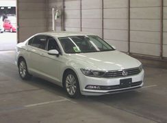 Седан Volkswagen Passat 2017 года, 1150000 рублей, Омск