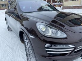 SUV   Porsche Cayenne 2014 , 3000000 , 