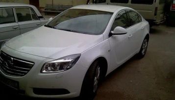  Opel Insignia 2011 , 880000 , 