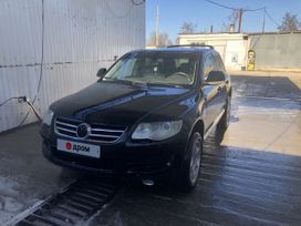 SUV   Volkswagen Touareg 2007 , 750000 , 