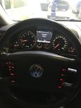 SUV   Volkswagen Touareg 2010 , 900000 , 