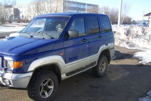 SUV     2002 , 235000 , 