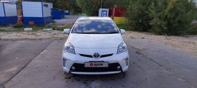 Лифтбек Toyota Prius 2015 года, 1650000 рублей, Нижневартовск