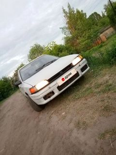 Седан Mazda 323 1992 года, 70000 рублей, Брянск
