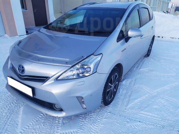    Toyota Prius Alpha 2012 , 870000 , 